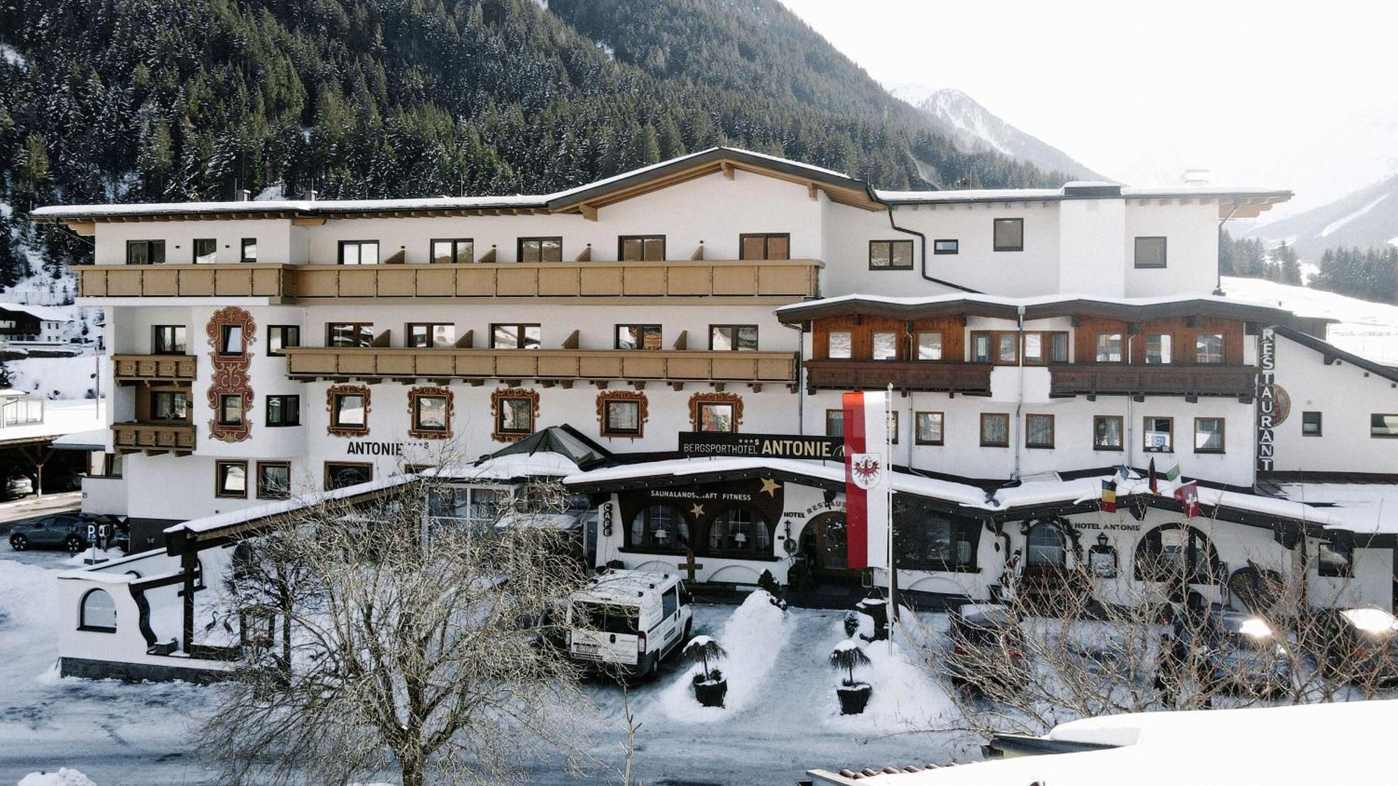 Bergsporthotel Antonie Gries im Sellrain Extérieur photo