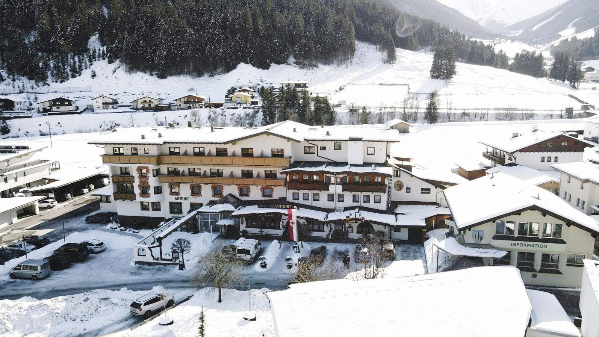 Bergsporthotel Antonie Gries im Sellrain Extérieur photo
